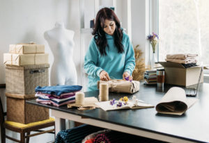 The Secrets of Dropshipping: A Beginner’s Guide to Online Retail Success